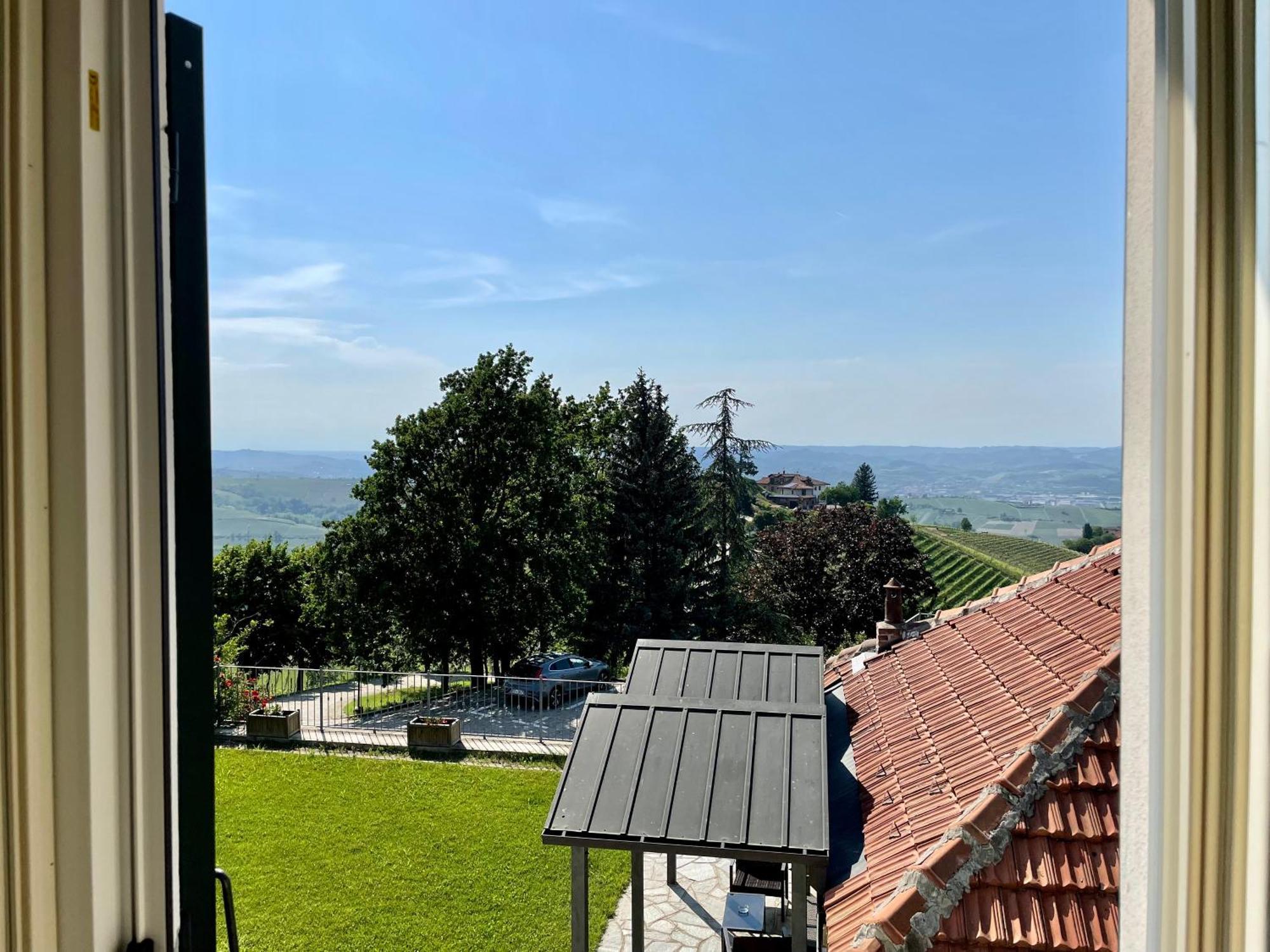 Villa Incanto Apartments Treiso Zewnętrze zdjęcie