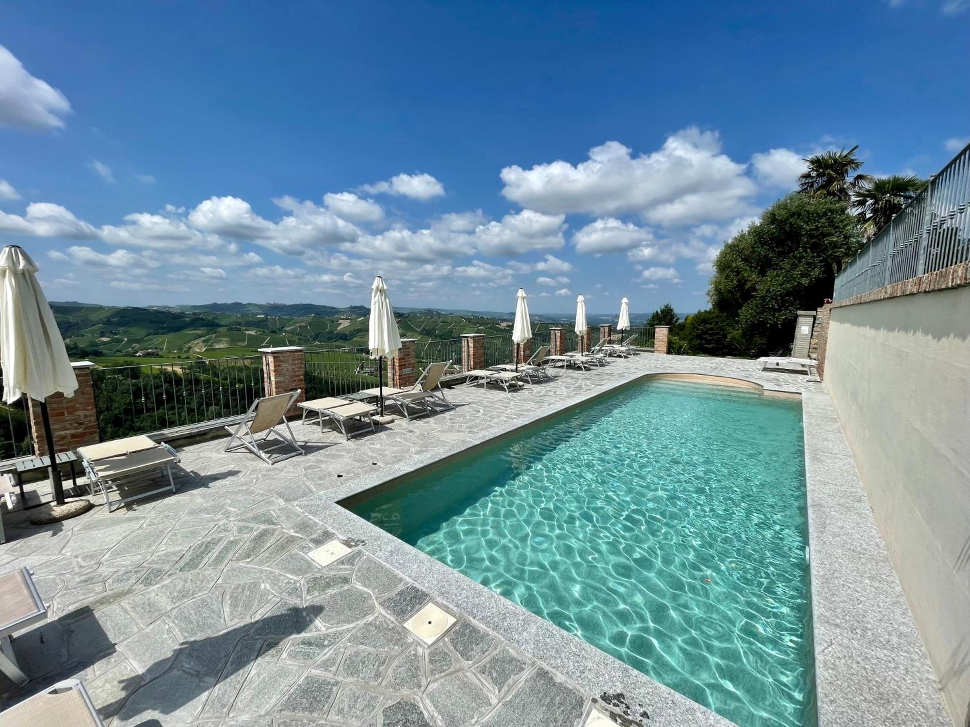 Villa Incanto Apartments Treiso Zewnętrze zdjęcie