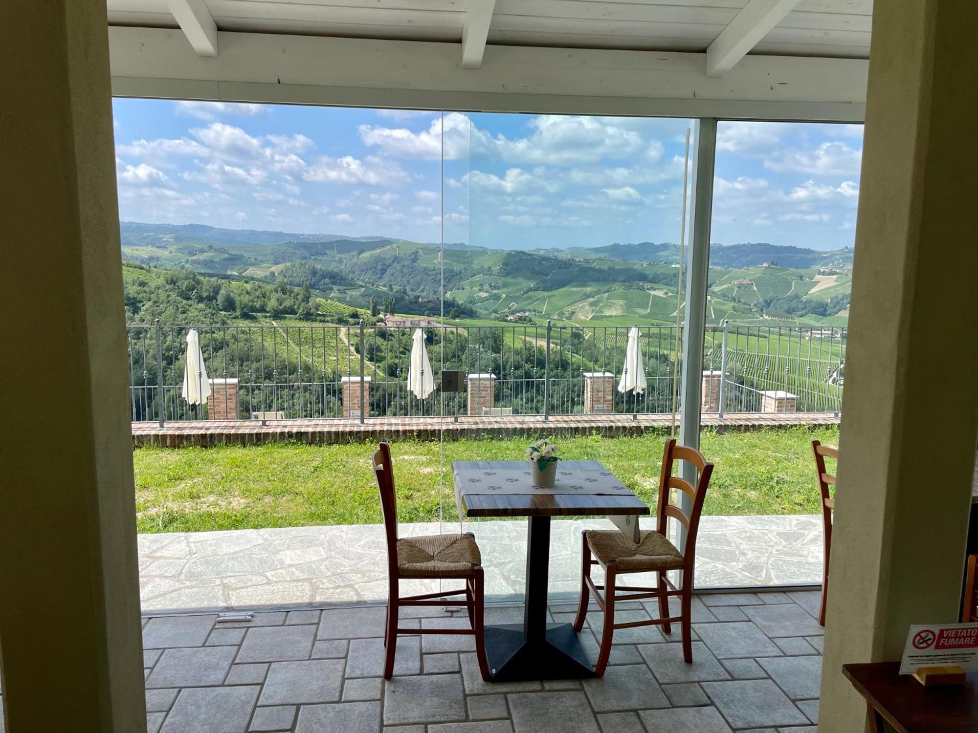 Villa Incanto Apartments Treiso Zewnętrze zdjęcie