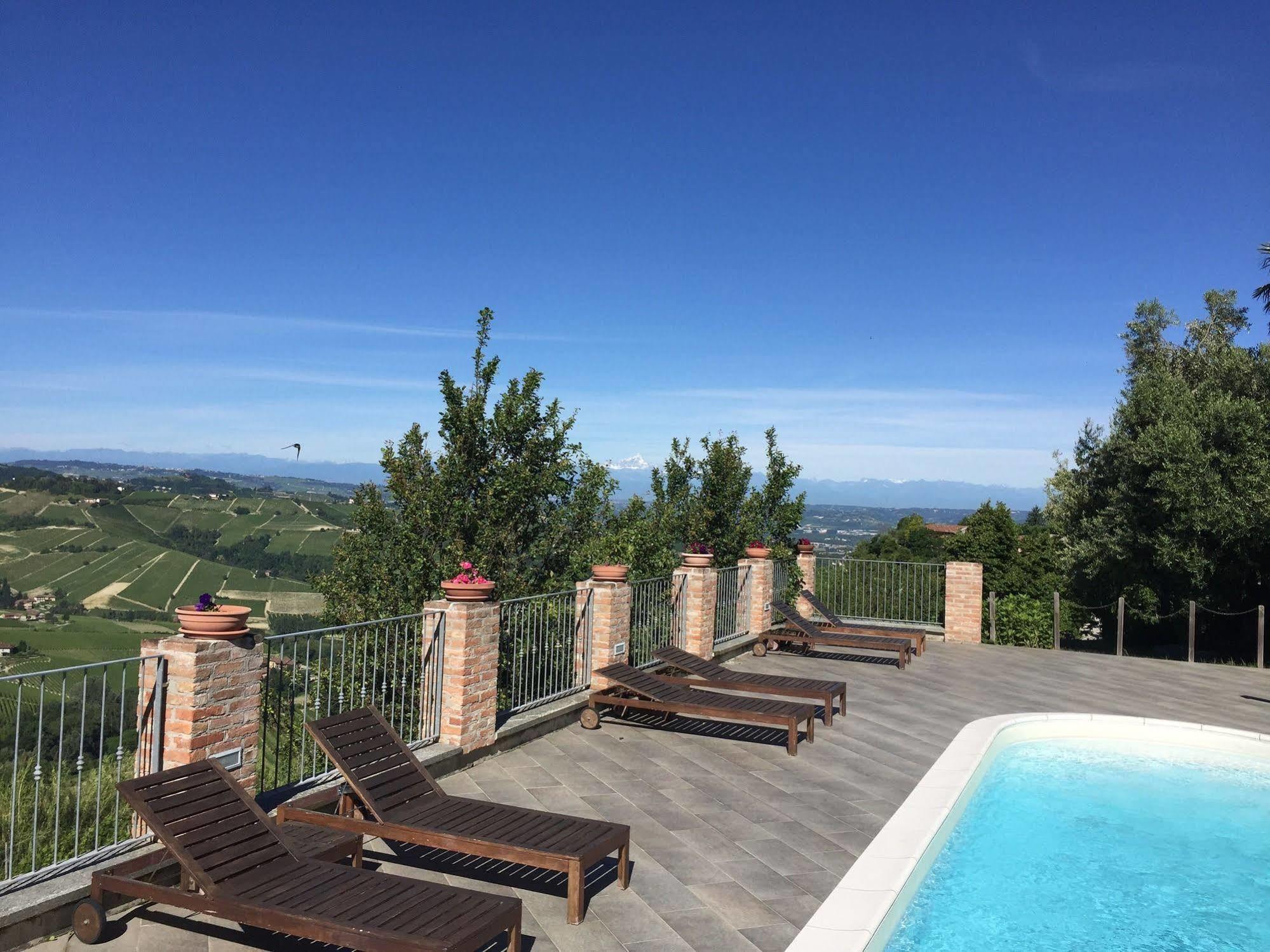 Villa Incanto Apartments Treiso Zewnętrze zdjęcie